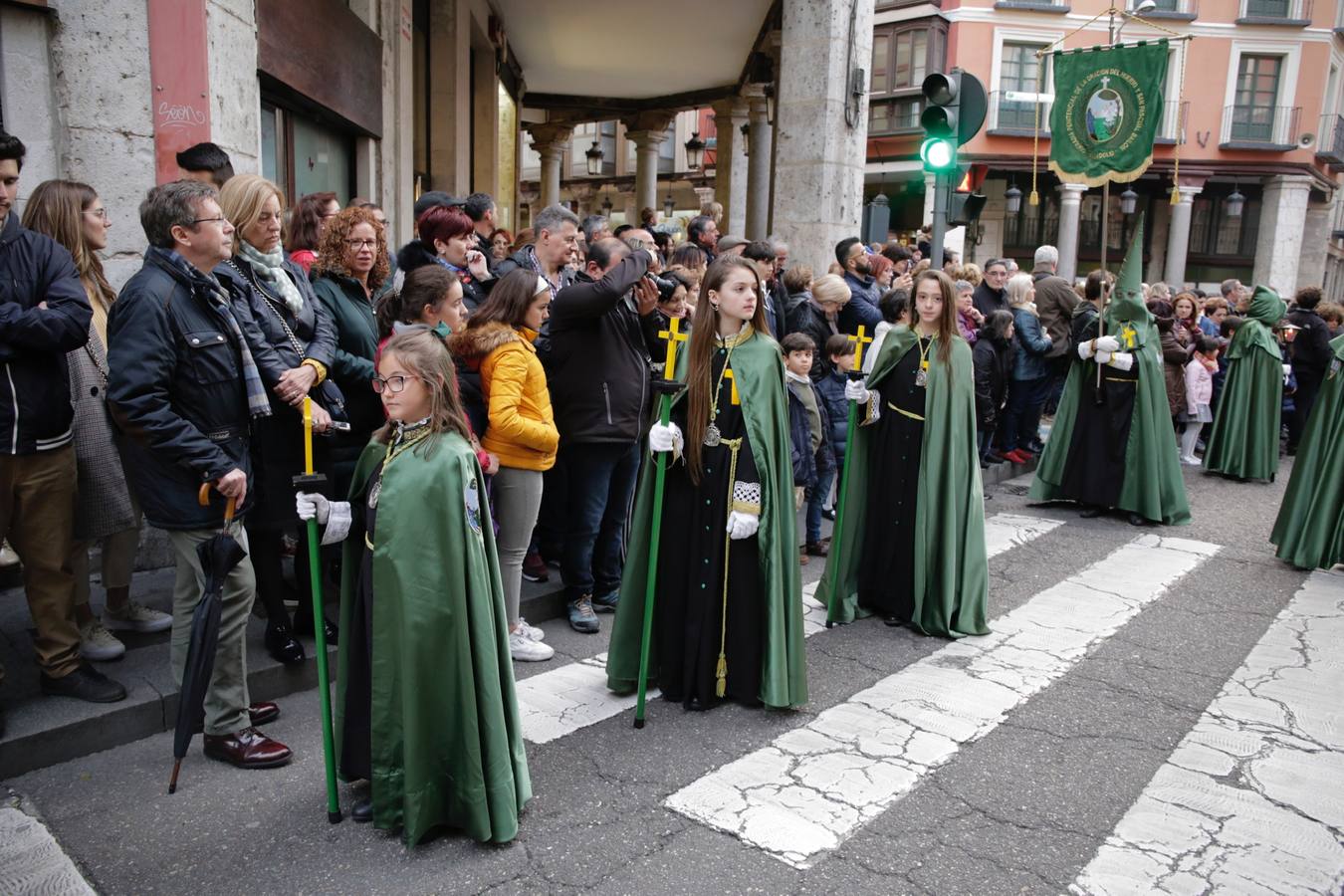 Fotos: Público en la procesión del Santísimo Rosario del Dolor de Valladolid (2/2)