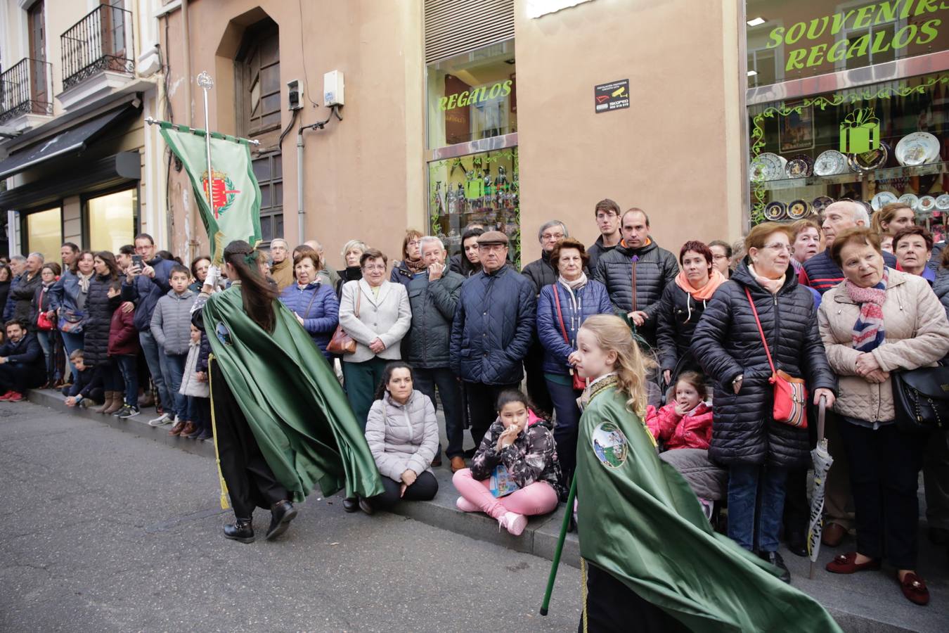 Fotos: Público en la procesión del Santísimo Rosario del Dolor de Valladolid (2/2)