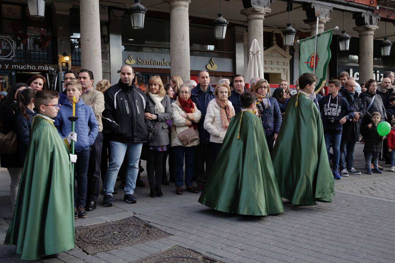 Fotos: Público en la procesión del Santísimo Rosario del Dolor de Valladolid (2/2)