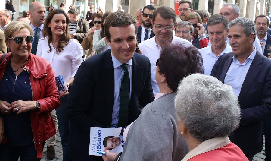 Fotos: El líder del PP, Pablo Casado, de visita por Segovia