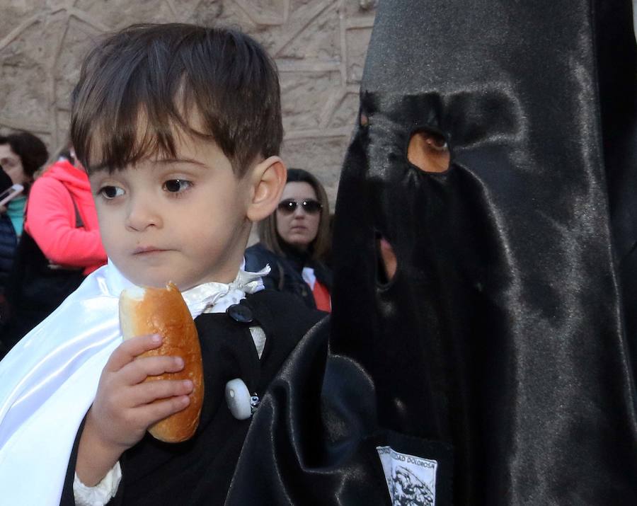 Fotos: Procesión y Oración de los Cinco Misterios en Santa Eulalia