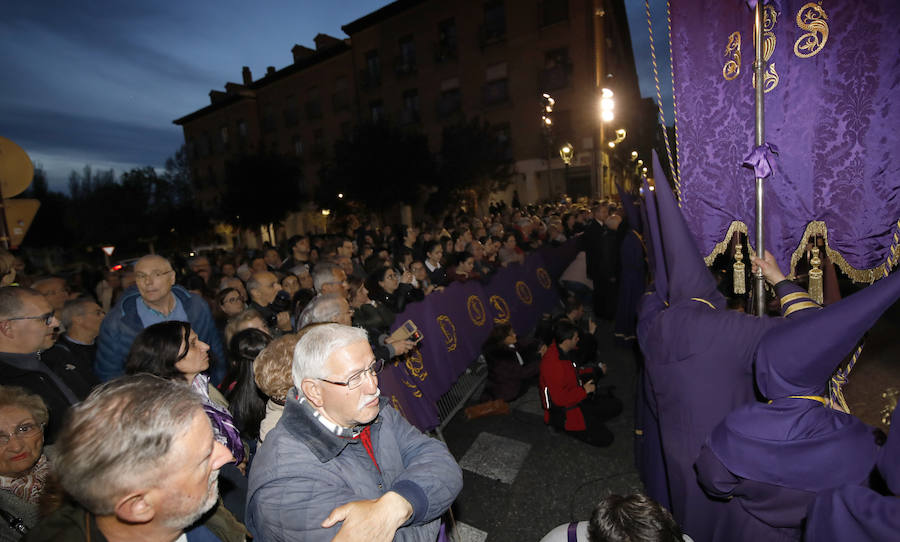 Fotos: Procesión del Prendimiento en Palencia