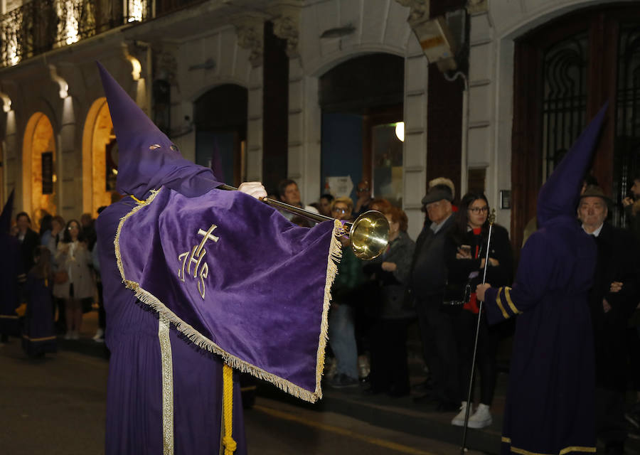 Fotos: Procesión del Prendimiento en Palencia