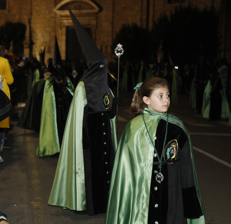 Fotos: Procesión del Prendimiento en Palencia