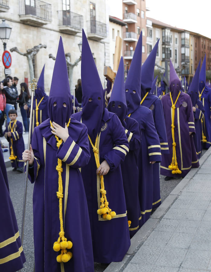 Fotos: Procesión del Prendimiento en Palencia