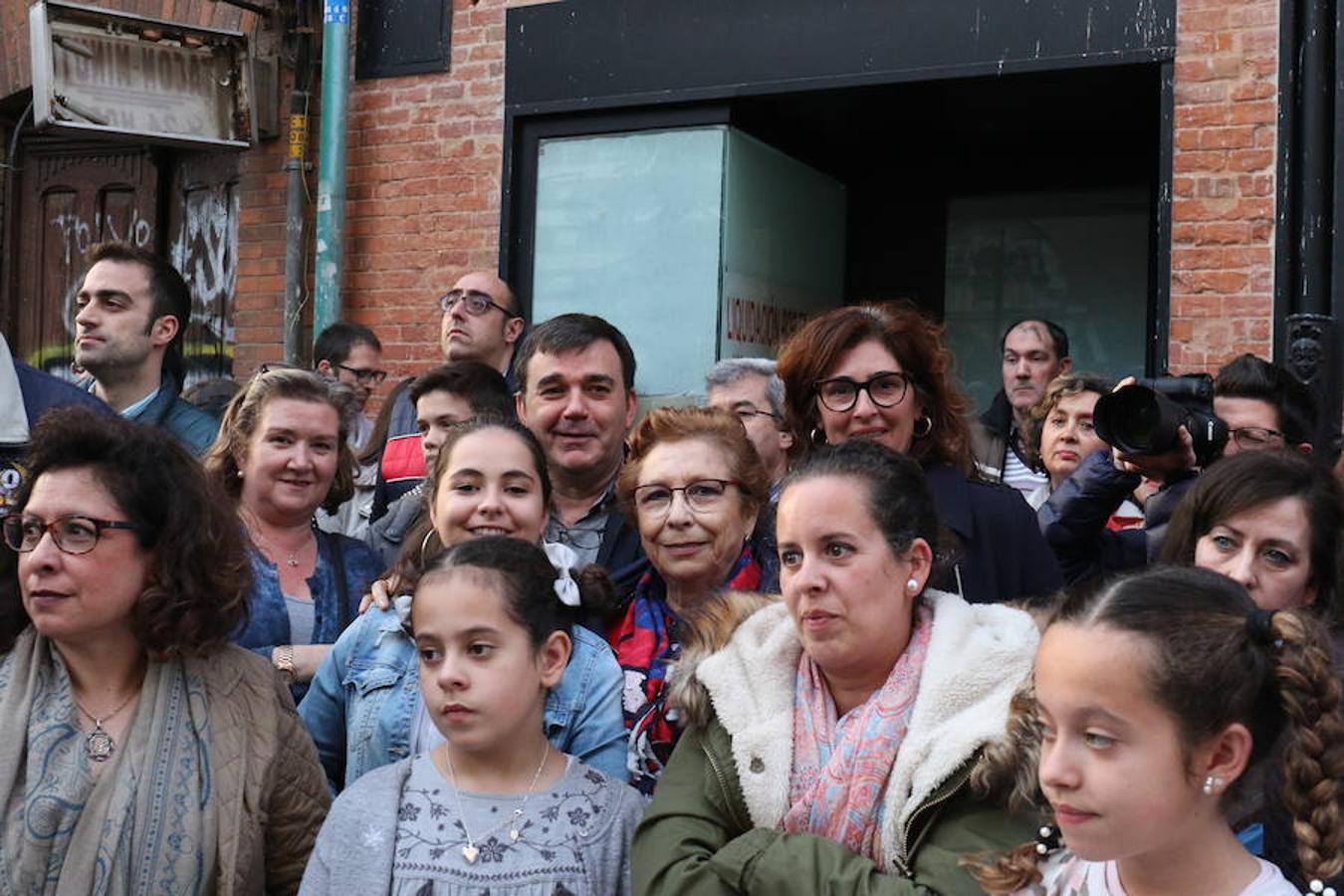 Comitiva de la Cofradía del Despojado en la procesión del Encuentro