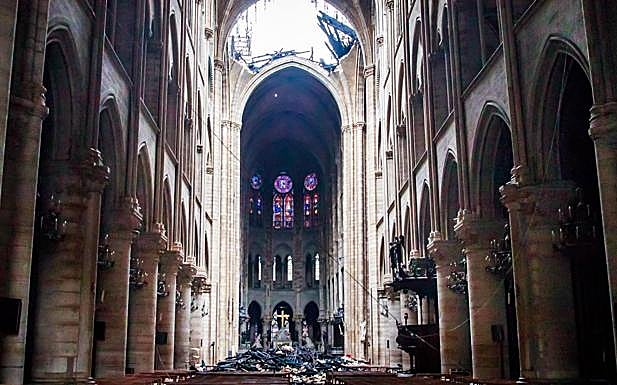 Así ha quedado el interior de Notre Dame