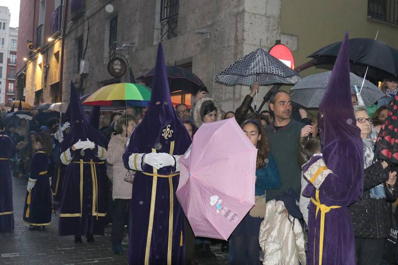 Salida del Vía Crucis Procesional por las calles de Valladolid