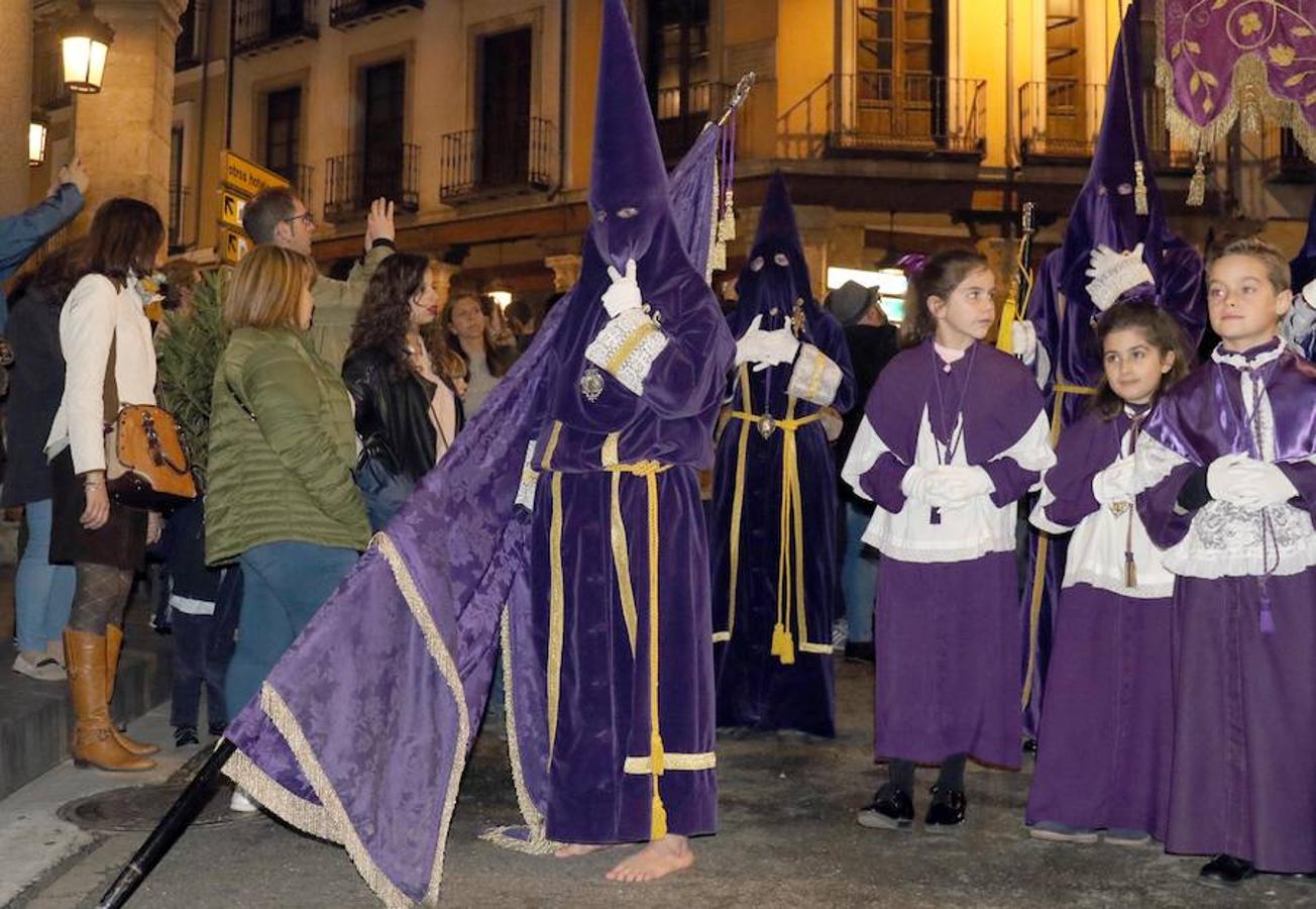 Salida del Vía Crucis Procesional por las calles de Valladolid