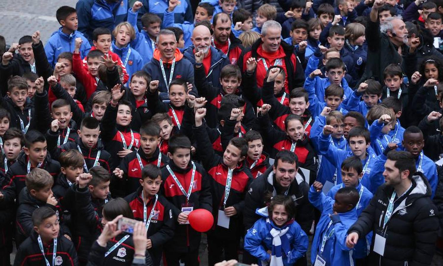 Participantes en la Íscar Cup durante la presentación de torneo en Tordesillas