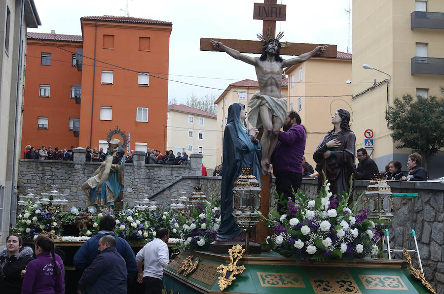 Fotos: Procesiones de Jueves Santo pasadas por agua