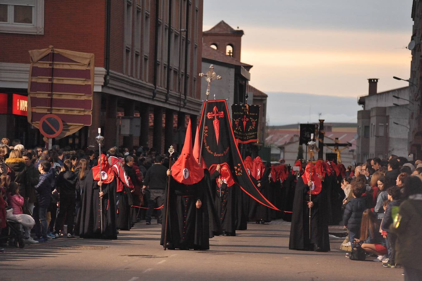Fotos: Procesión de Caridad en Medina del Campo