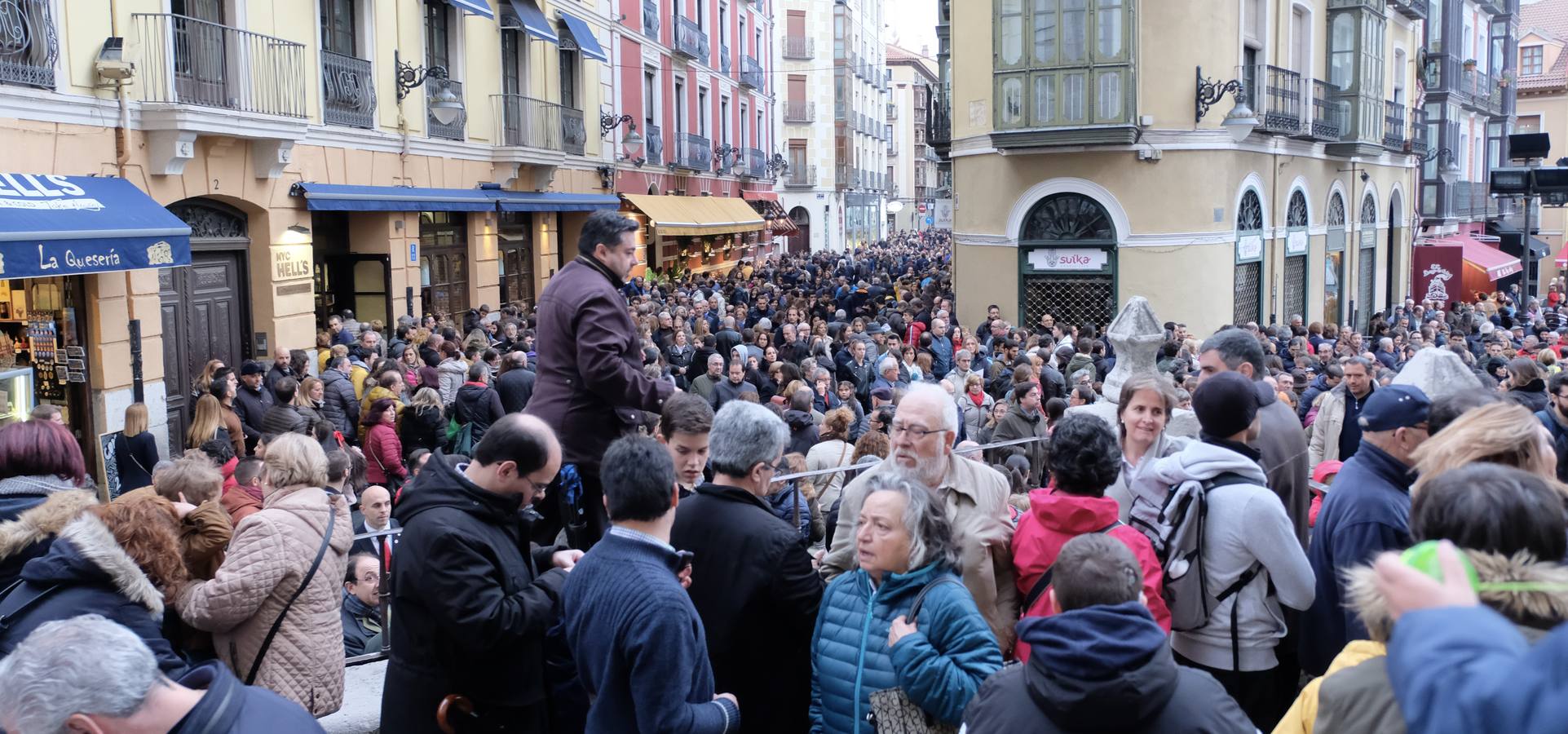 Solo han participado tres de las cinco cofradías que iban a procesionar