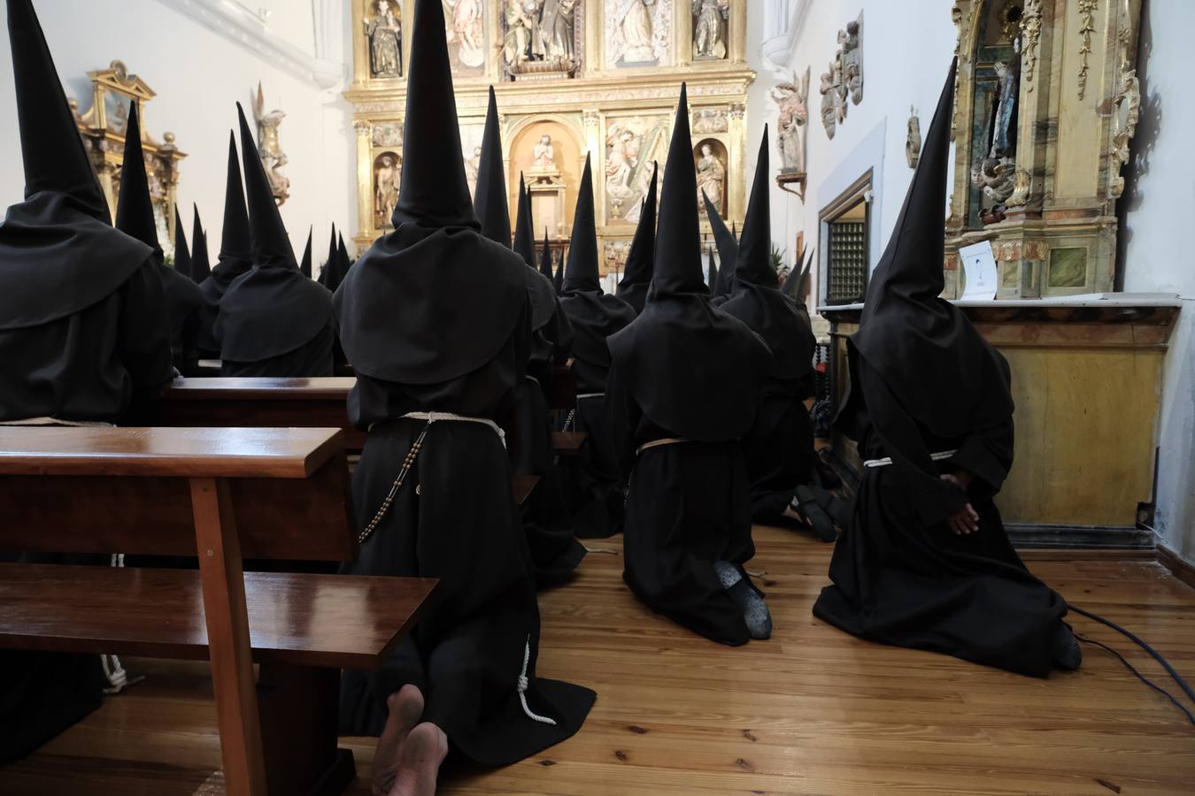 Solo han participado tres de las cinco cofradías que iban a procesionar