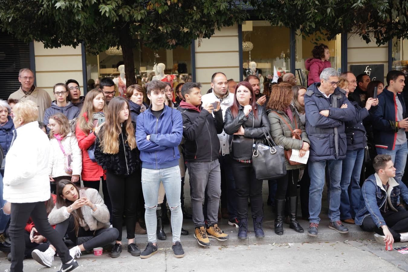 Fotos: Público en la Procesión General de Valladolid (3/3)