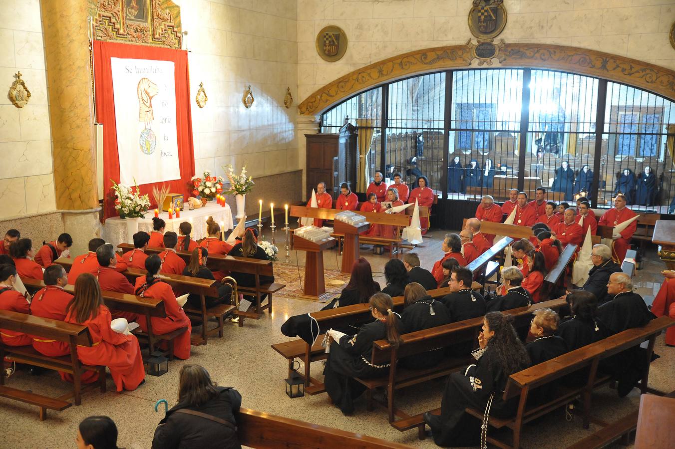 Fotos: Procesión de la Vera Cruz de Medina del Campo, suspendida por la lluvia