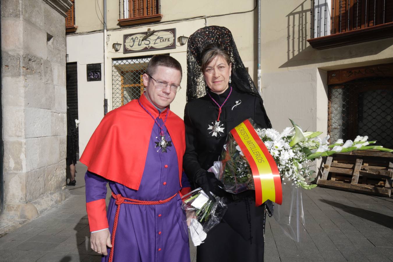 Fotos: Ofrecimiento de los Dolores de Valladolid a la Santísima Virgen (2/2)