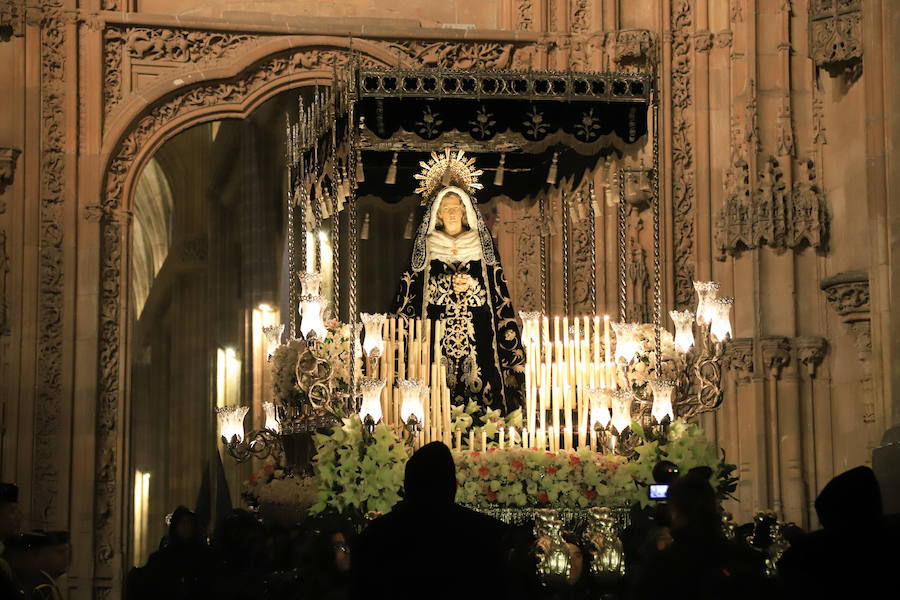 2.500 cofrades participaron en la procesión, que contó en todo momento con el acompañamiento musical de la Agrupación Virgen de la Vega y de la Banda Municipal de Alba de Tormes