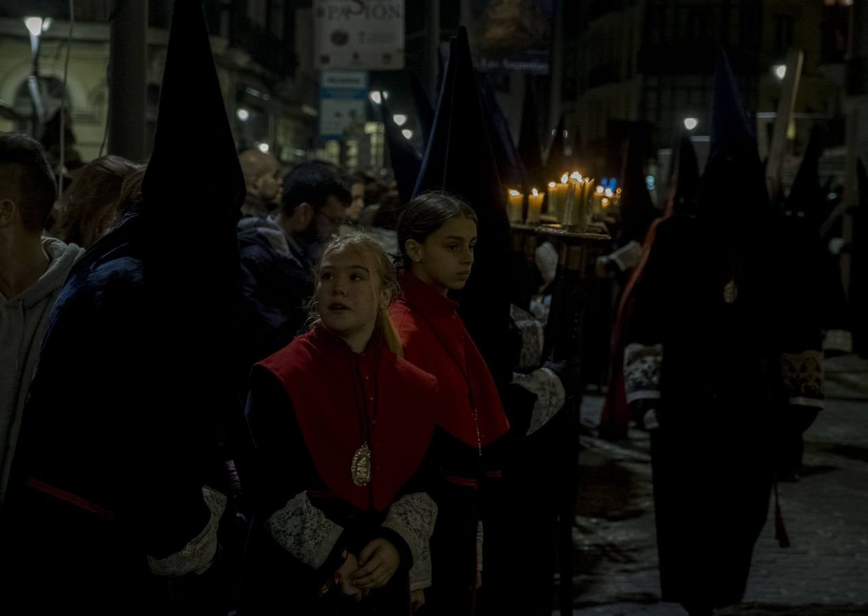Fotos: Procesión de La Soledad y Salve a la Virgen de las Angustias