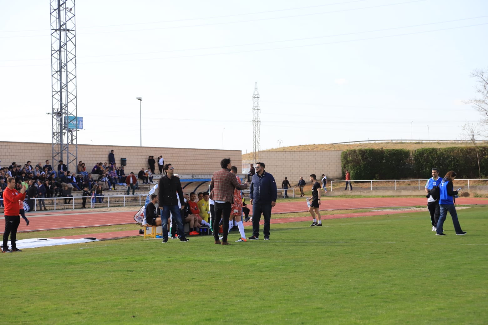 El equipo de la capital vence con un tanto de penalti de Carlos de la Navega y aleja a los chacineros del sueño de pelear por el play-off (1-0)