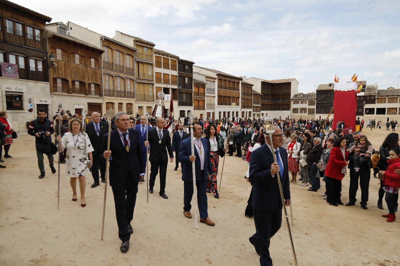 La Virgen de la Asunción fue portada por primera vez en la historia por cuatro mujeres 