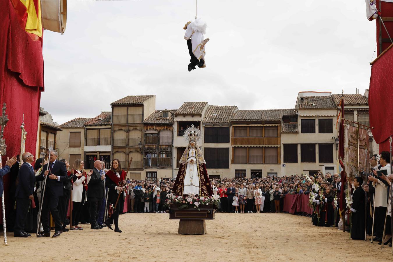 La Virgen de la Asunción fue portada por primera vez en la historia por cuatro mujeres 