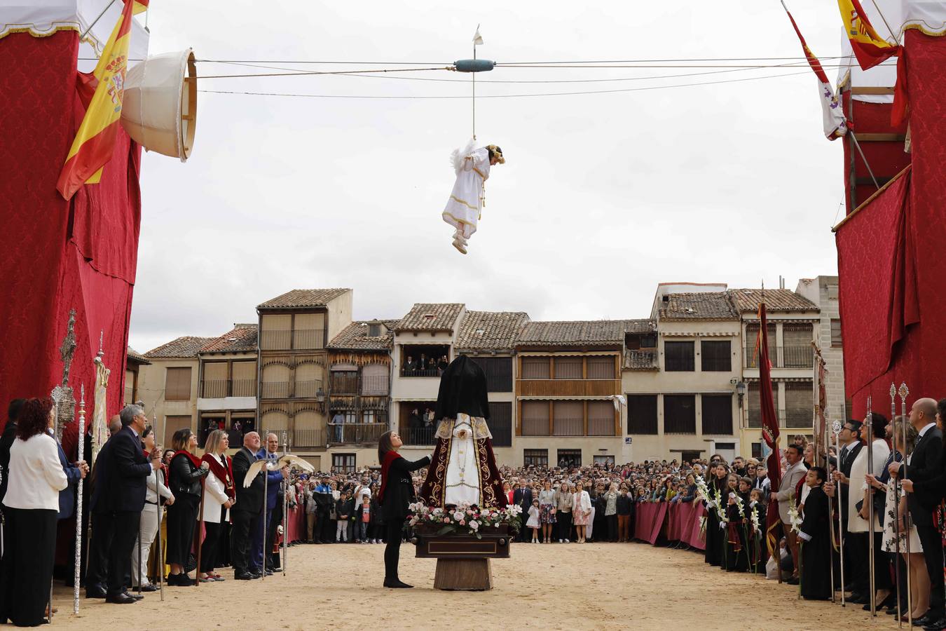 La Virgen de la Asunción fue portada por primera vez en la historia por cuatro mujeres 