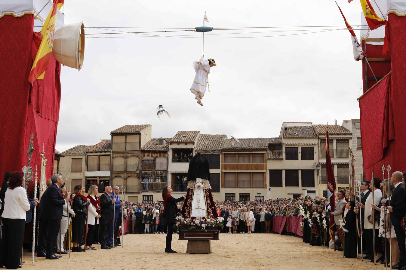 La Virgen de la Asunción fue portada por primera vez en la historia por cuatro mujeres 