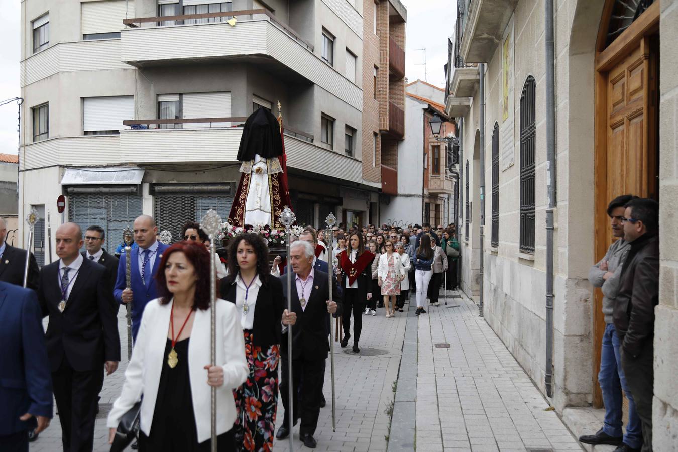 La Virgen de la Asunción fue portada por primera vez en la historia por cuatro mujeres