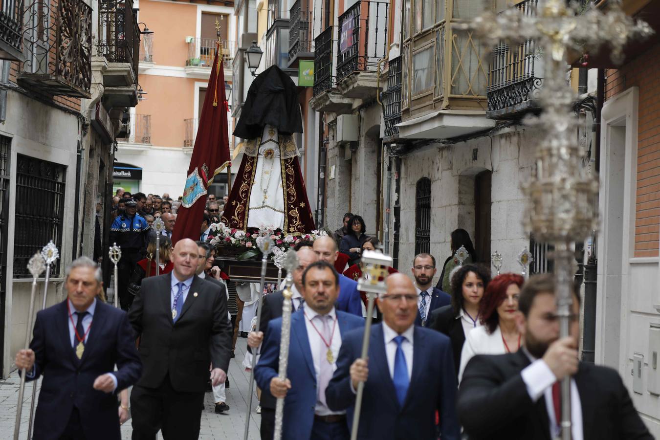 La Virgen de la Asunción fue portada por primera vez en la historia por cuatro mujeres
