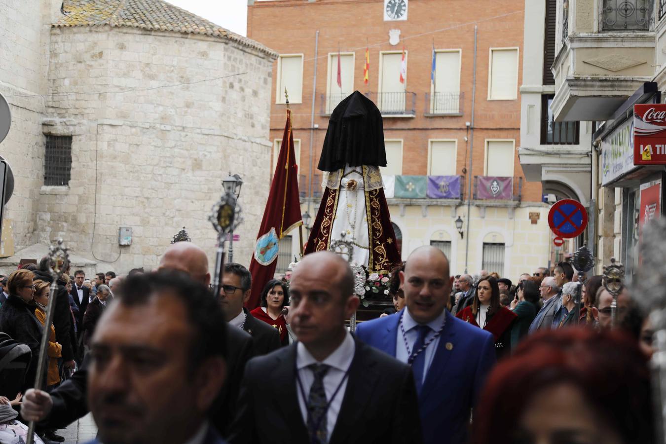 La Virgen de la Asunción fue portada por primera vez en la historia por cuatro mujeres