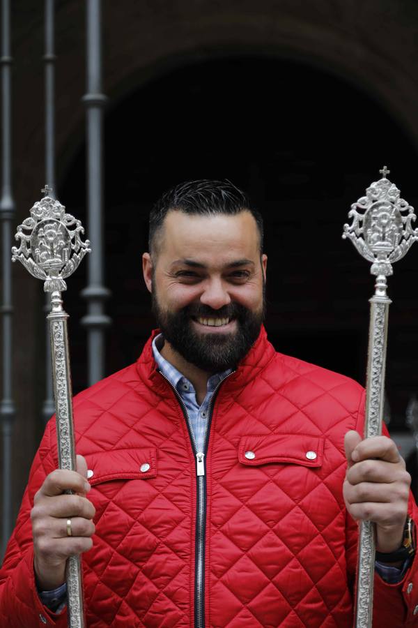 La Virgen de la Asunción fue portada por primera vez en la historia por cuatro mujeres