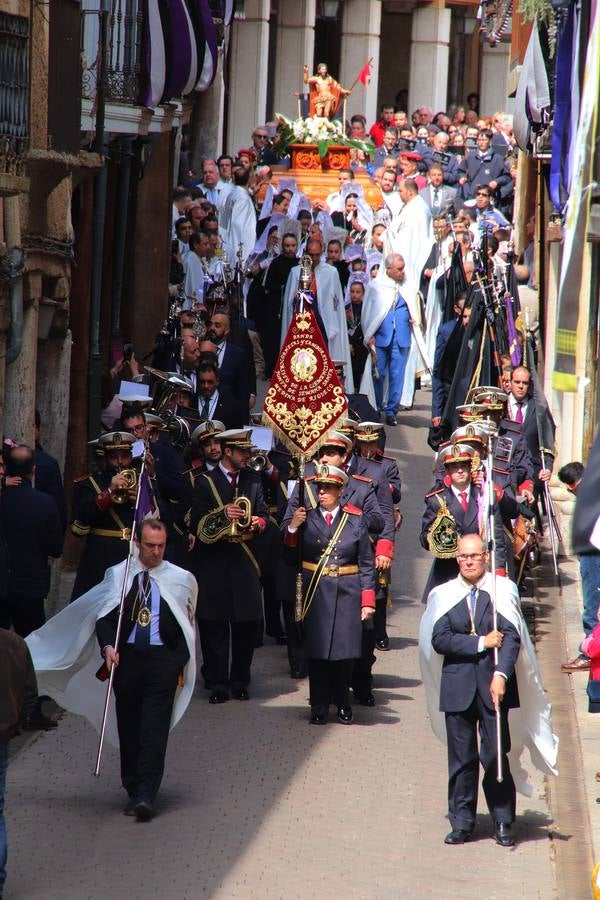 Fotos: Procesión de Cristo Resucitado y el Santo Encuentro en Medina de Rioseco