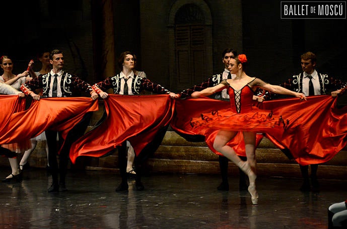 Bailarines del Ballet de Moscú, que actuará en el Teatro Carrión.