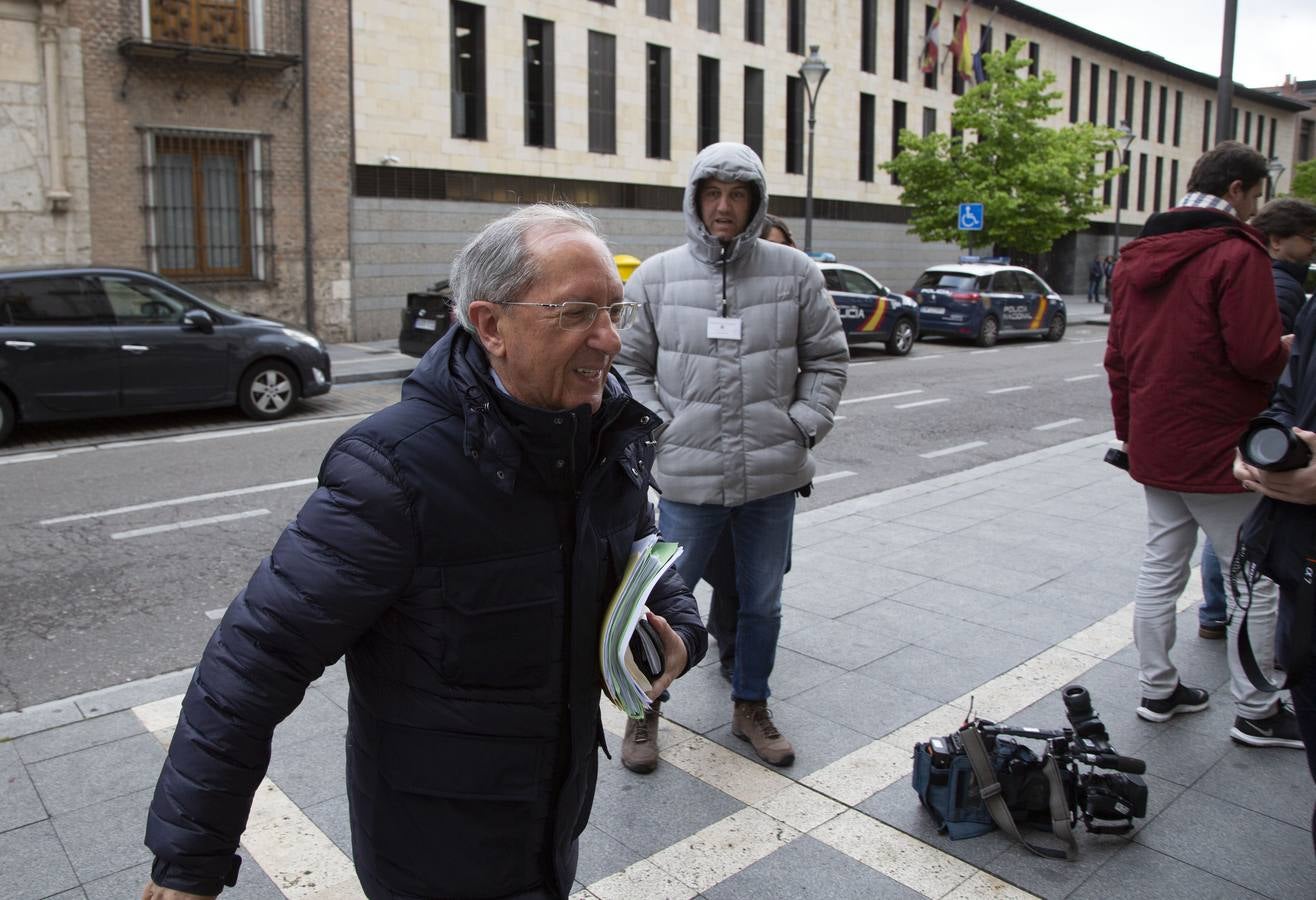 Las sesiones del juicio están programadas hasta el 14 de mayo, y por la sala grande de la Audiencia pasarán más de cuarenta testigos y una docena de peritos