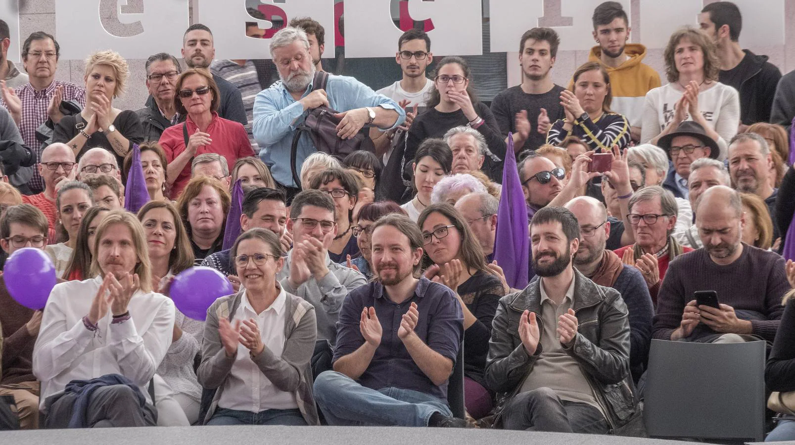 El candidato de Unidas Podemos al Gobierno ha llamado por segundo día consecutivo a frenar en las urnas a la formación ultraderechista