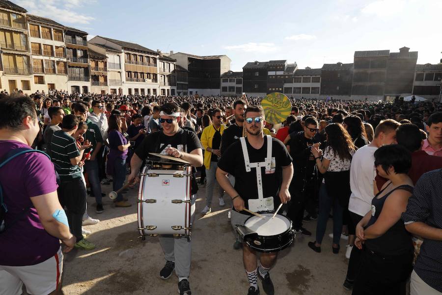 Fotos: Joranada del sábado en la Concentración de Charangas de Peñafiel