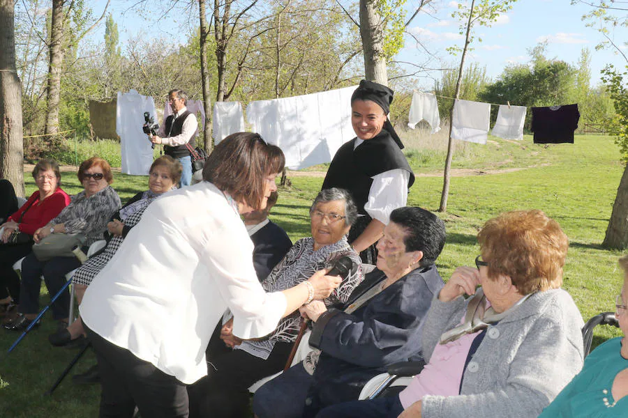 Fotos: Inauguración del parque de las Lavanderas en La Overuela