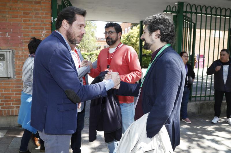 Fotos: El ambiente en los colegios electorales de Valladolid