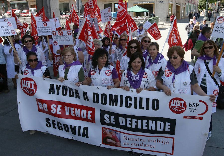 Fotos: Manifestación del Primero de Mayo en Segovia