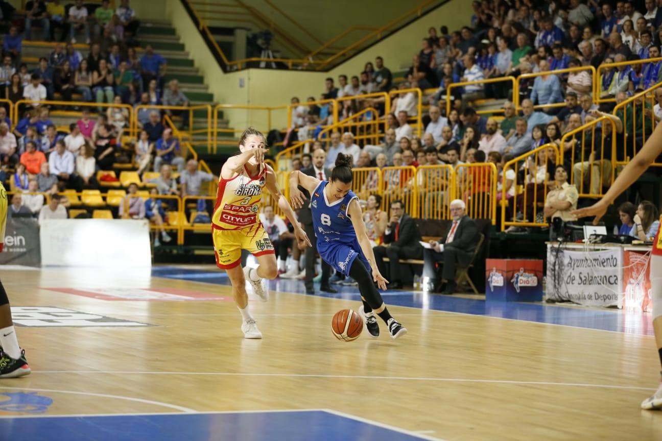 Fotos: Primer partido de la final Avenida-Girona 1