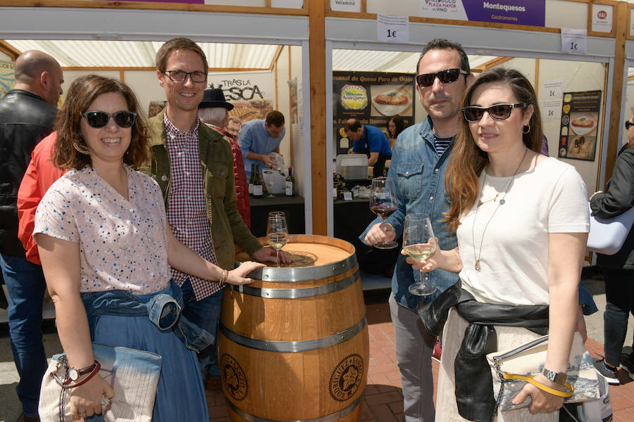 La Plaza Mayor de Valladolid ha acogido esta mañana la segunda jornada de la cita Valladolid, Plaza Mayor del Vino