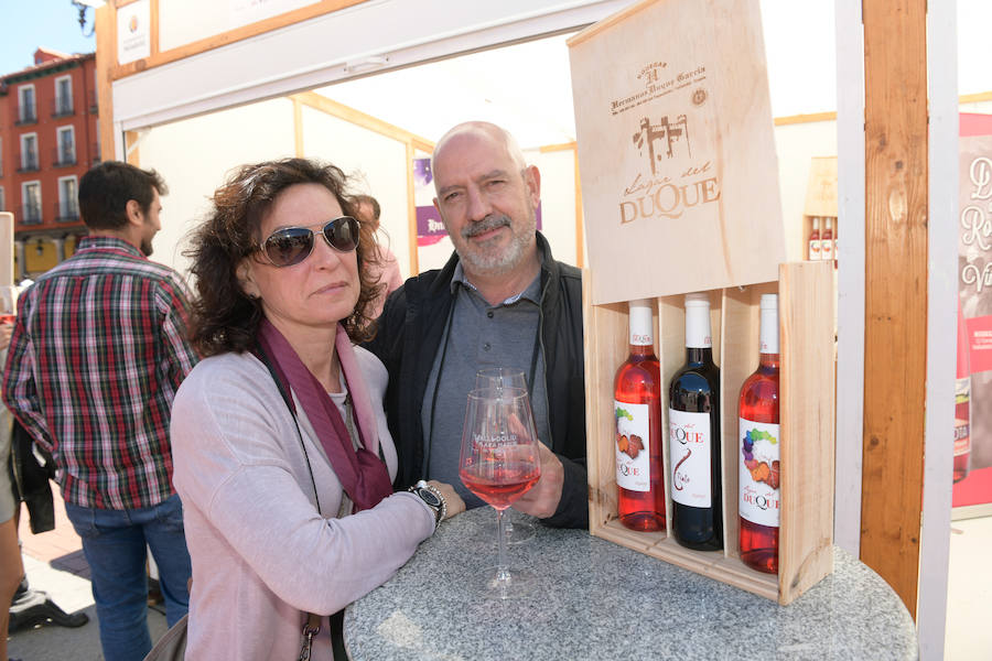 La Plaza Mayor de Valladolid ha acogido esta mañana la segunda jornada de la cita Valladolid, Plaza Mayor del Vino