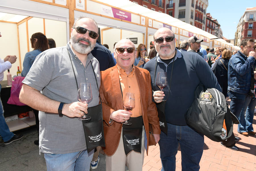 La Plaza Mayor de Valladolid ha acogido esta mañana la segunda jornada de la cita Valladolid, Plaza Mayor del Vino