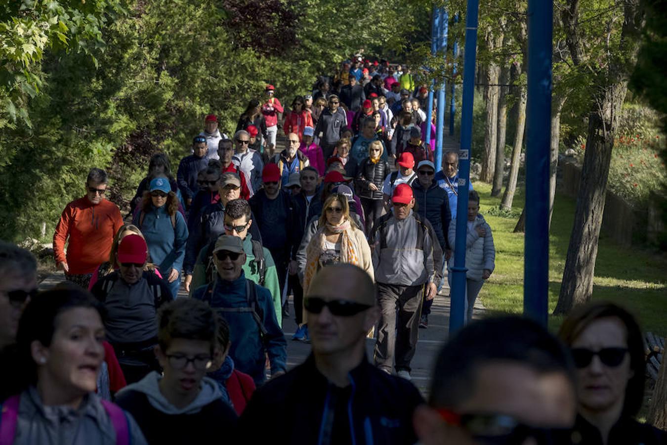 Participantes en la 42 edición de la Marcha Asprona en Valladolid