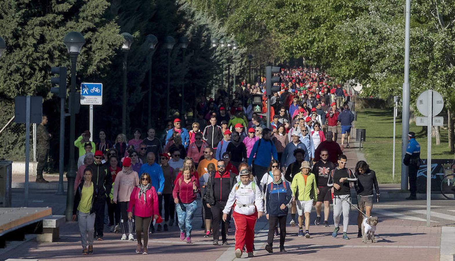 Participantes en la 42 edición de la Marcha Asprona en Valladolid