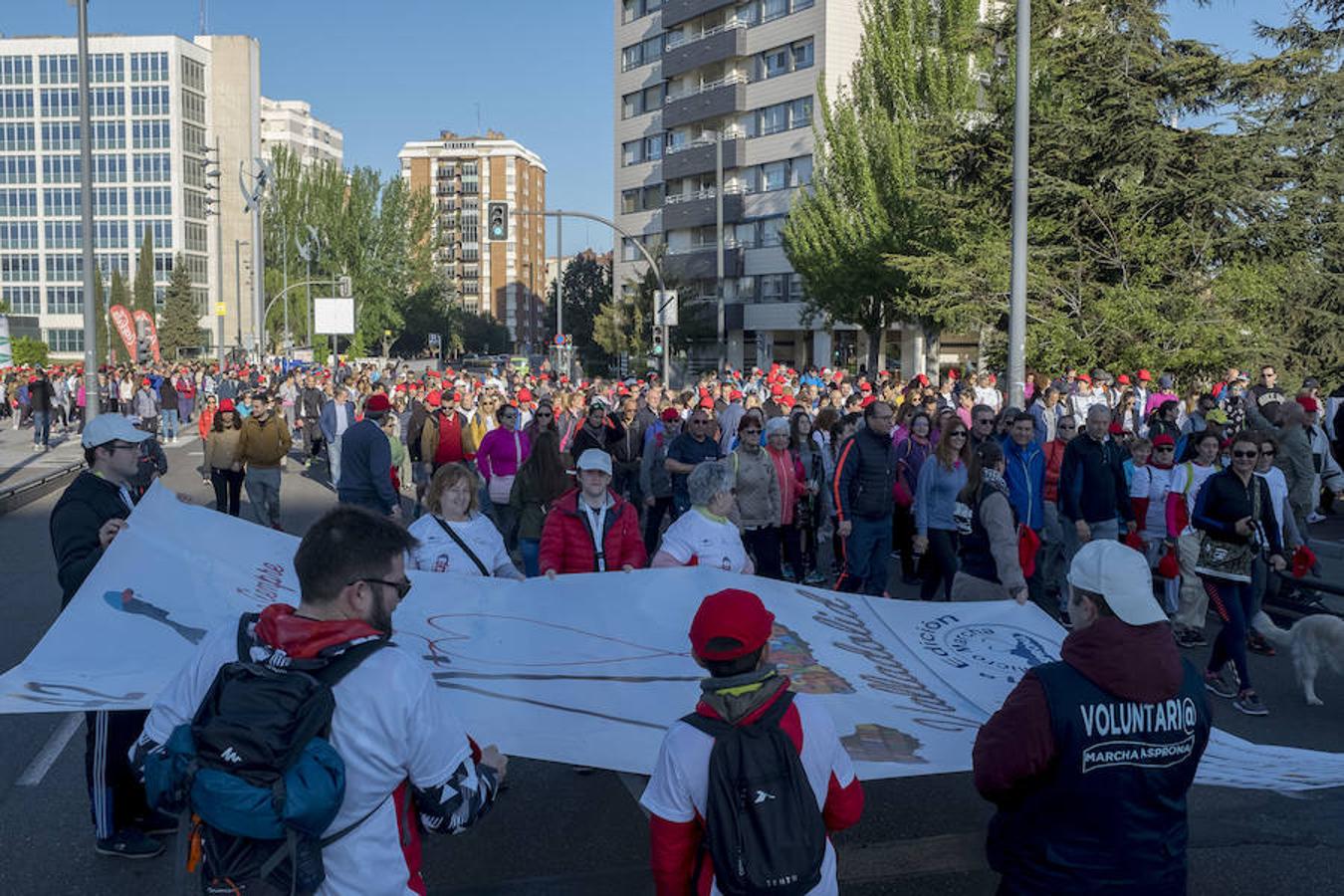 Participantes en la 42 edición de la Marcha Asprona en Valladolid