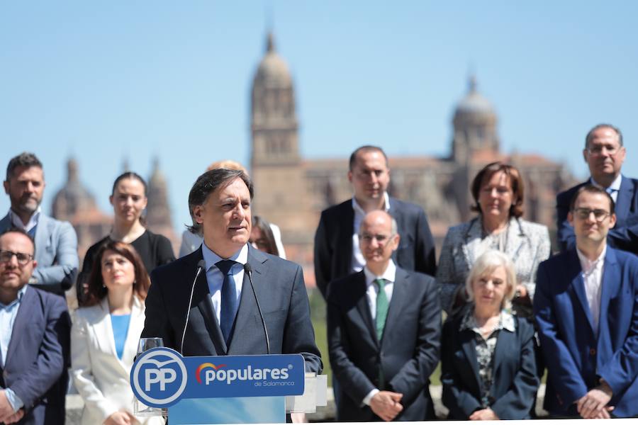 Carlos García Carbayo, durante su intervención para presentar a su equipo.