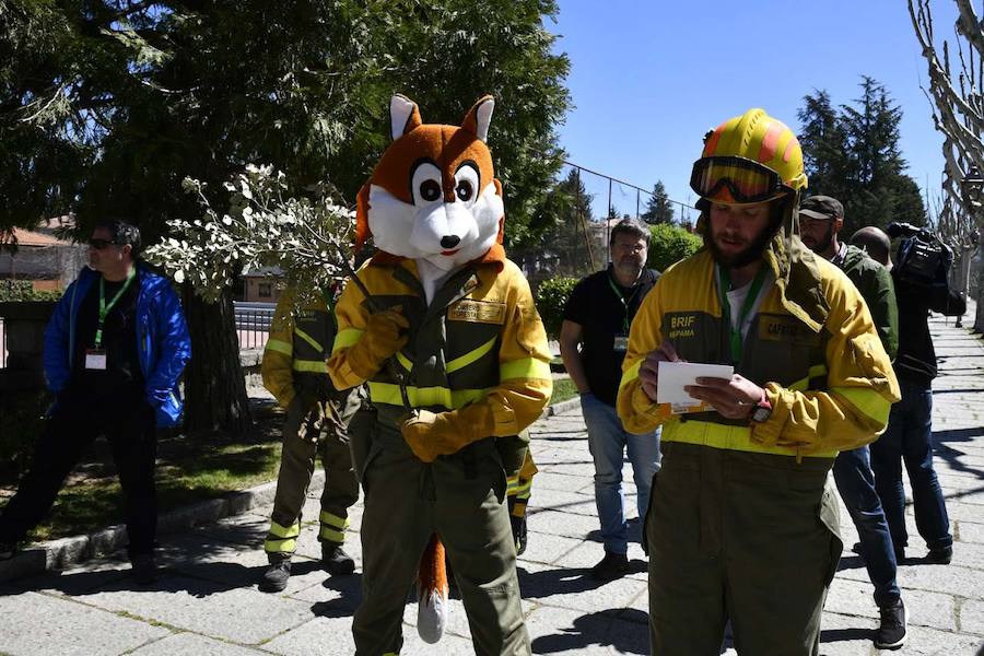 Fotos: Encuentro nacional de bomberos forestales en El Espinar