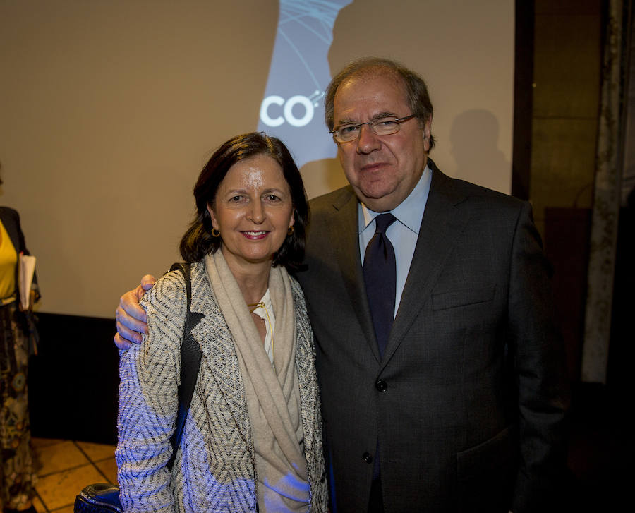 El Foro Económico organizado por El Norte de Castilla cumple diez años. Los presidentes de Castilla y León y Galicia han sido los invitados por este décimo aniversario